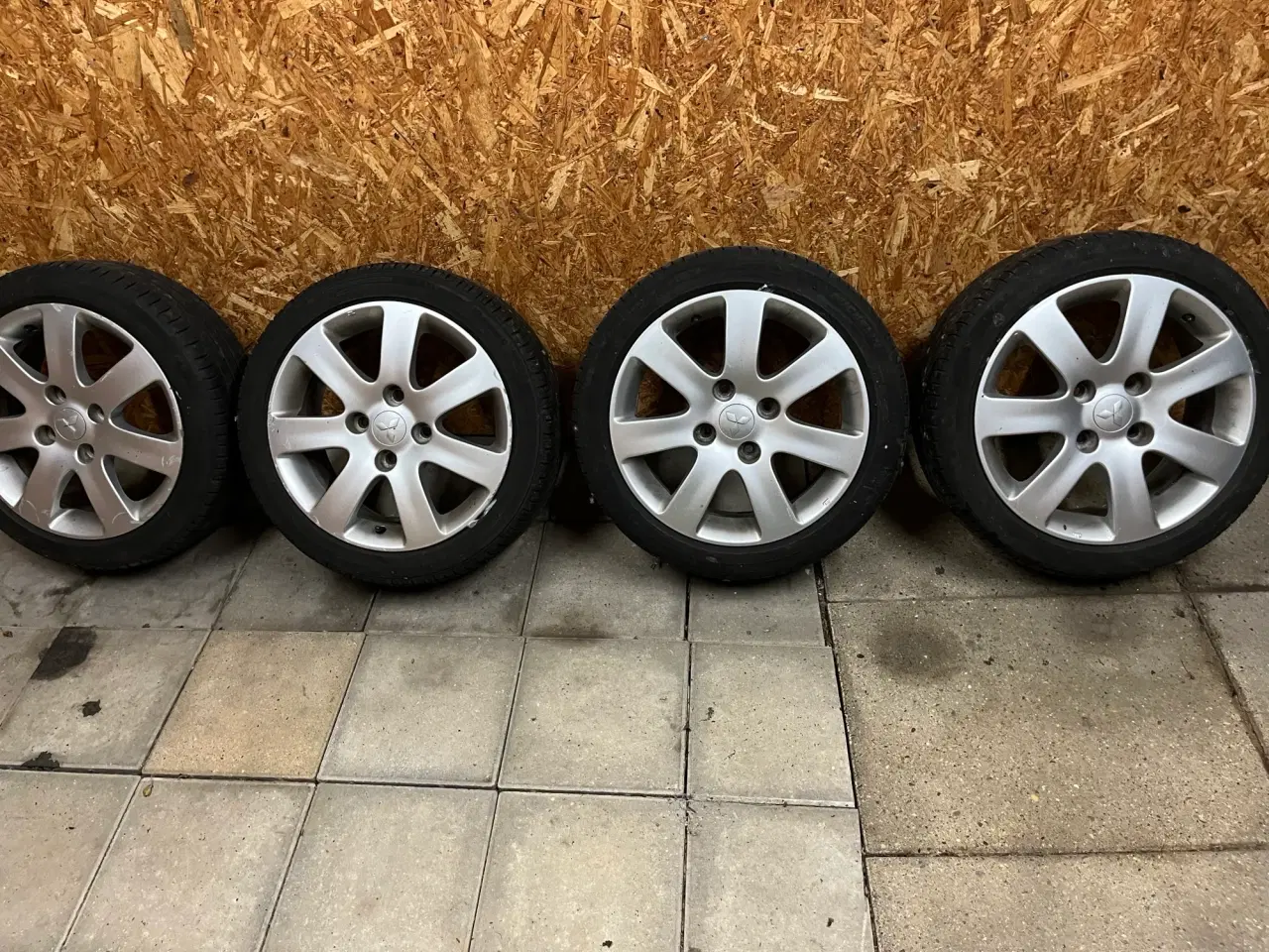 Billede 1 - 4 stk orig. Alufælge Mitsubishi Colt