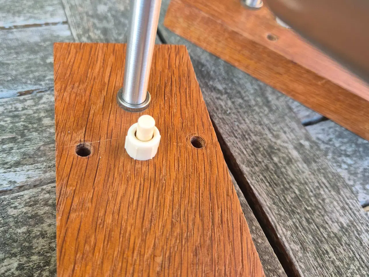 Billede 9 - Elegante væglamper I teak og alu 