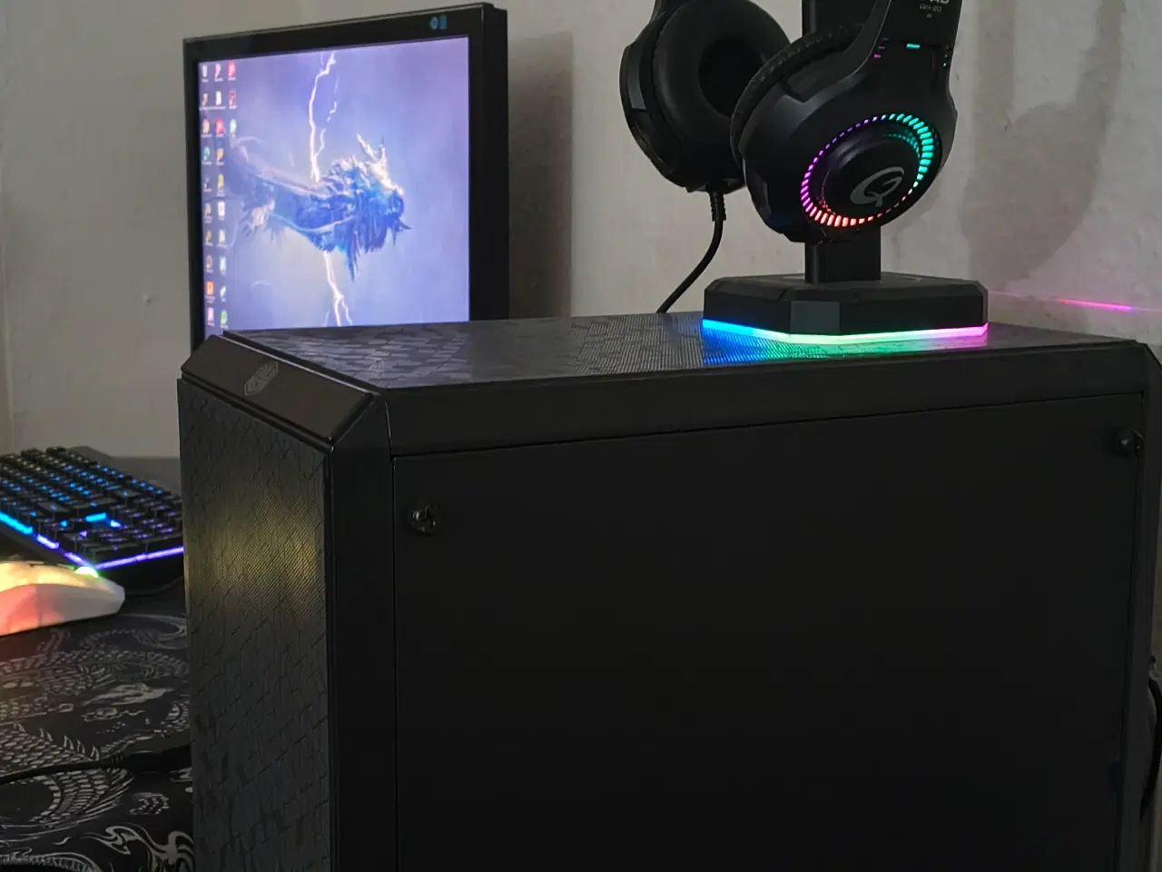 Billede 2 - Komplet Gaming Setup – Perfekt til Fortnite, GTA 5