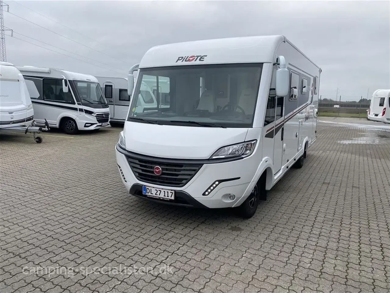 Billede 2 - 2022 - Pilote G 740 Sensation   Pilote G740 Sensation autocamper kan nu ses ved Camping-specialisten