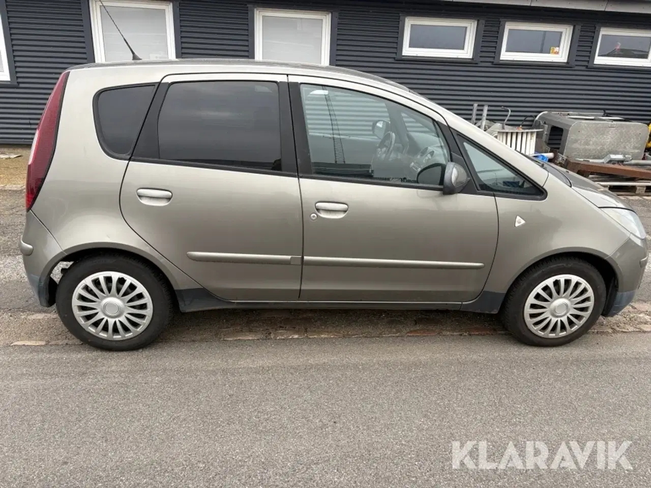 Billede 4 - Personbil Mitsubishi Colt - 1,3