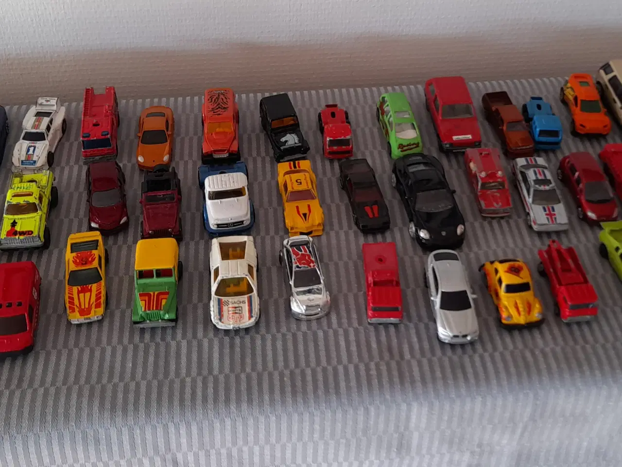 Billede 2 - Legetøjsbiler 50 stk, velholdte.