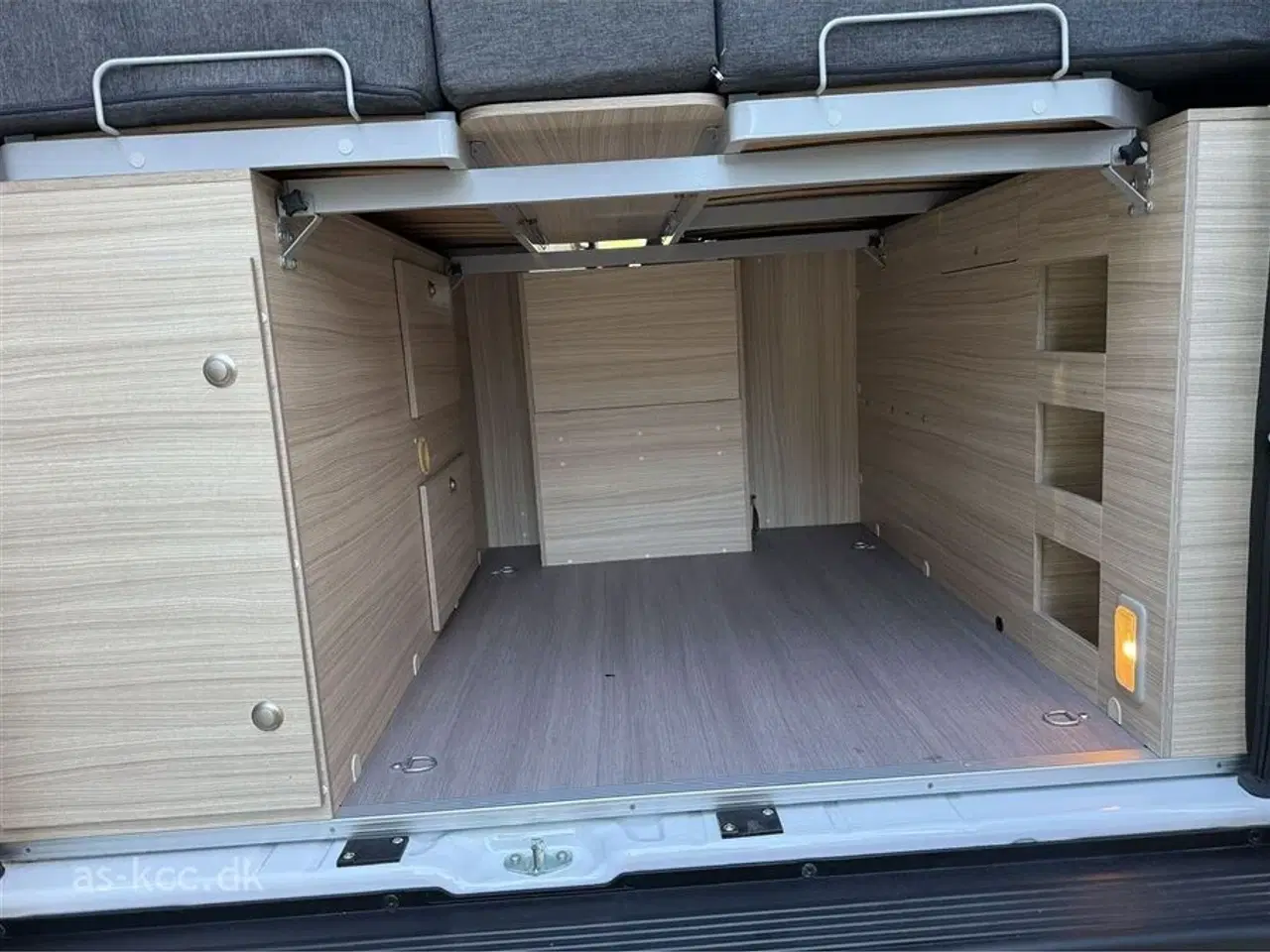 Billede 21 - 2023 - Adria Twin Axess 640 SL