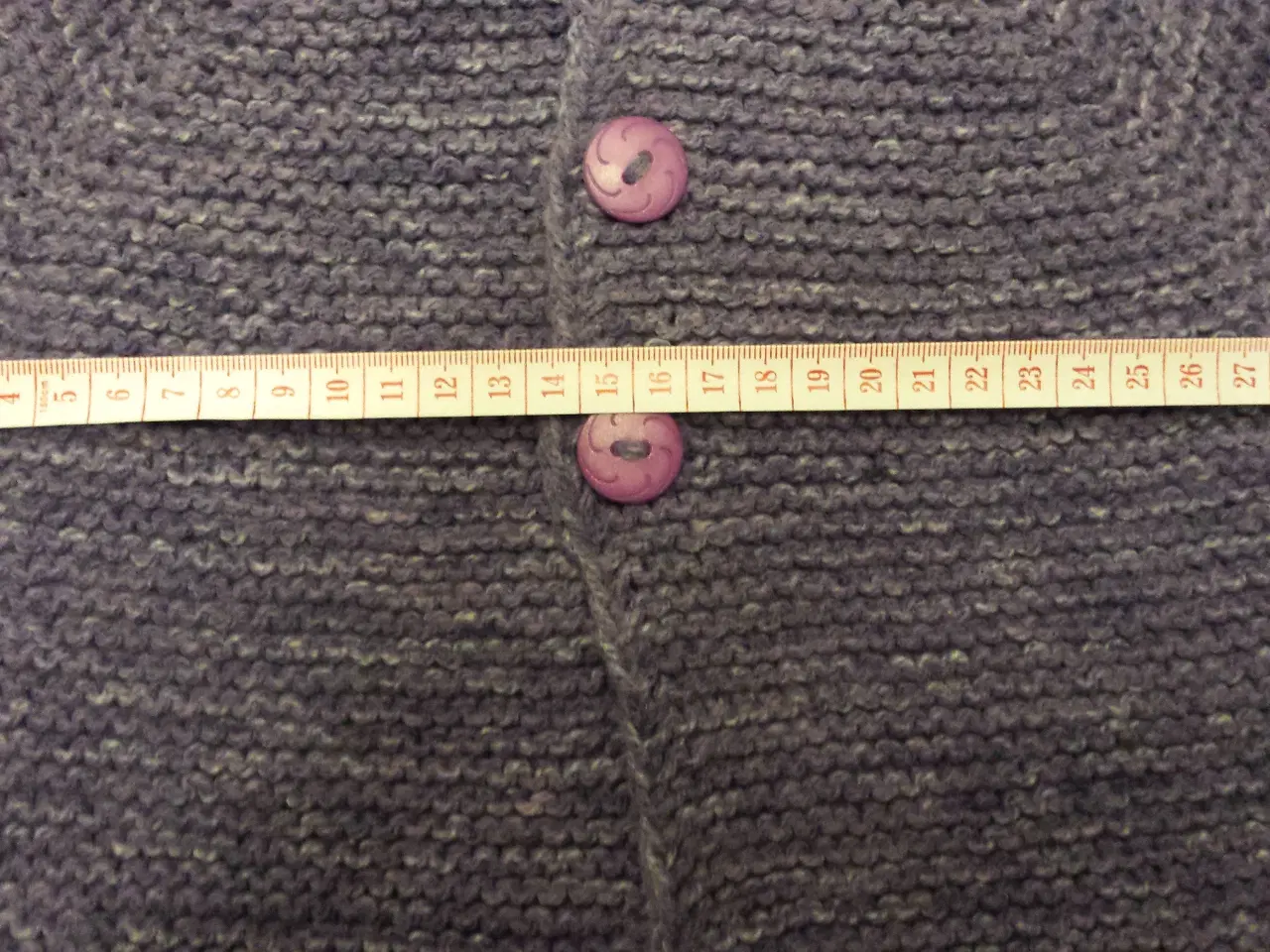 Billede 6 - håndlavede lilla baby cardigan sweater, str. 80