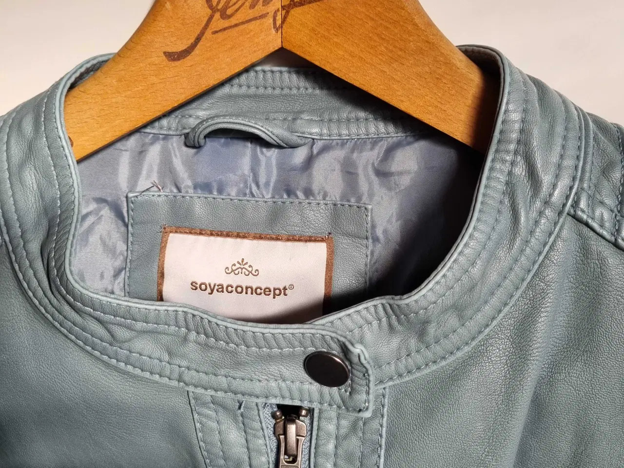 Billede 3 - Smarte korte jakker str M/L