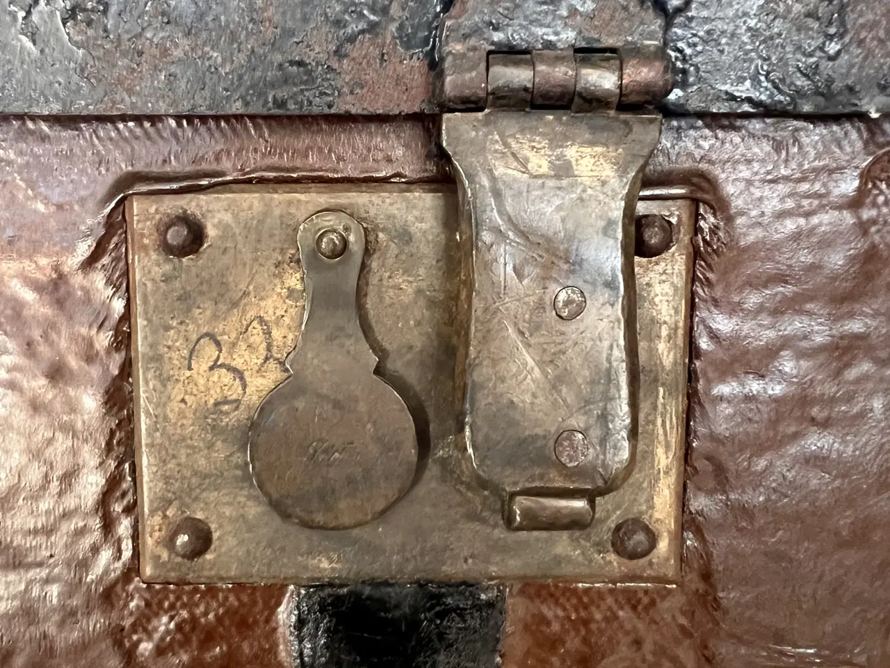 Billede 4 - Antik kuffert til at sælge vare fra