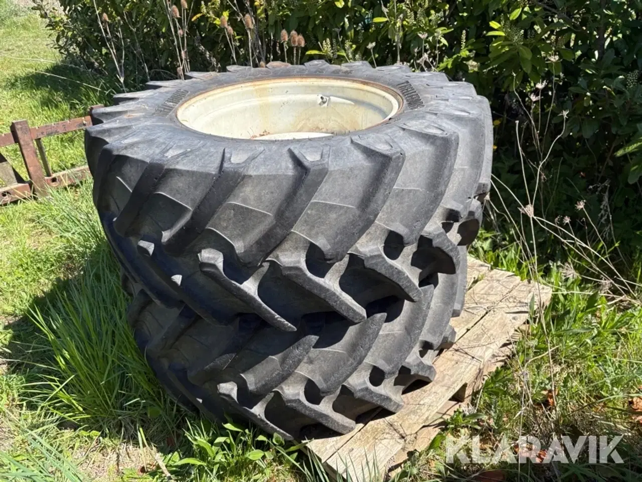 Billede 3 - Traktor fordæk Trelleborg Tm800
