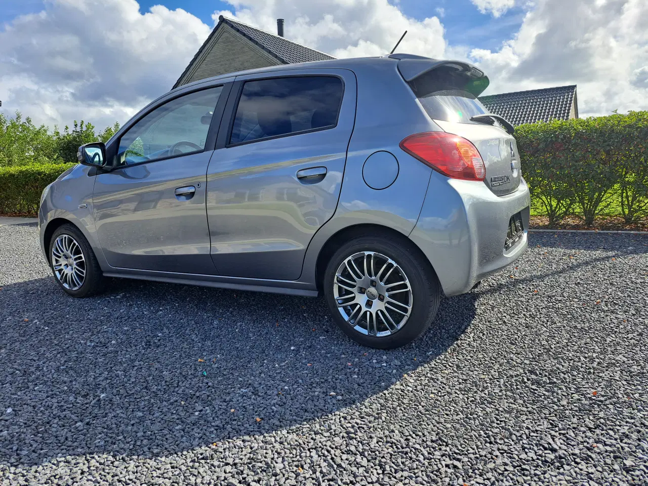 Billede 5 - Rigtig fin Mitsubishi space star 