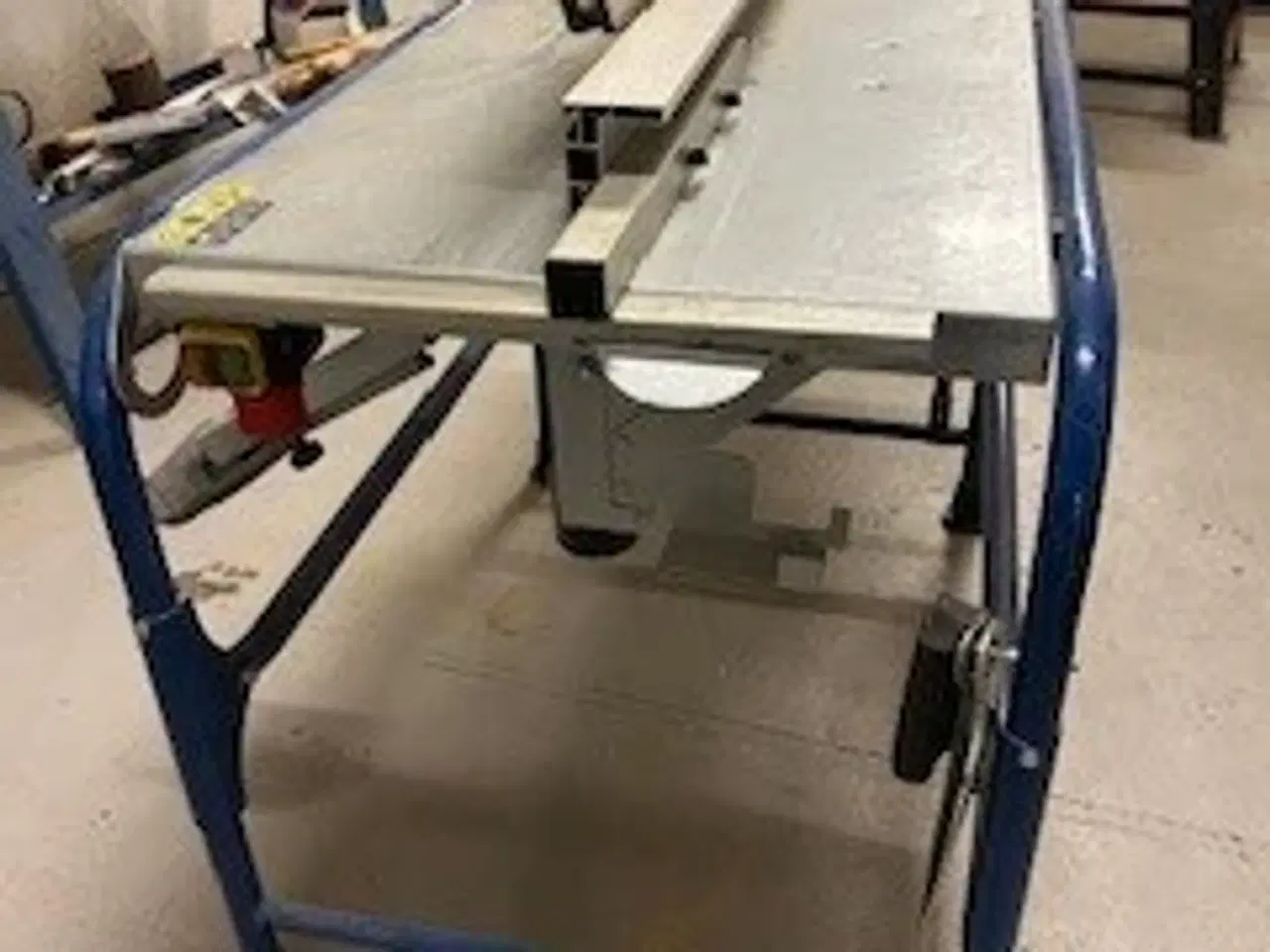 Billede 5 - Stor rundsav med bord