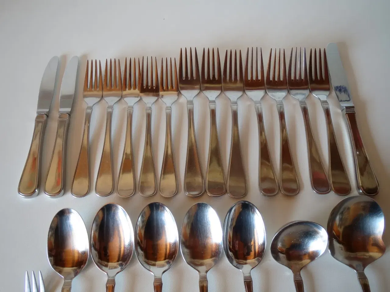 Billede 2 - Piil bestik, 25 forskellige dele