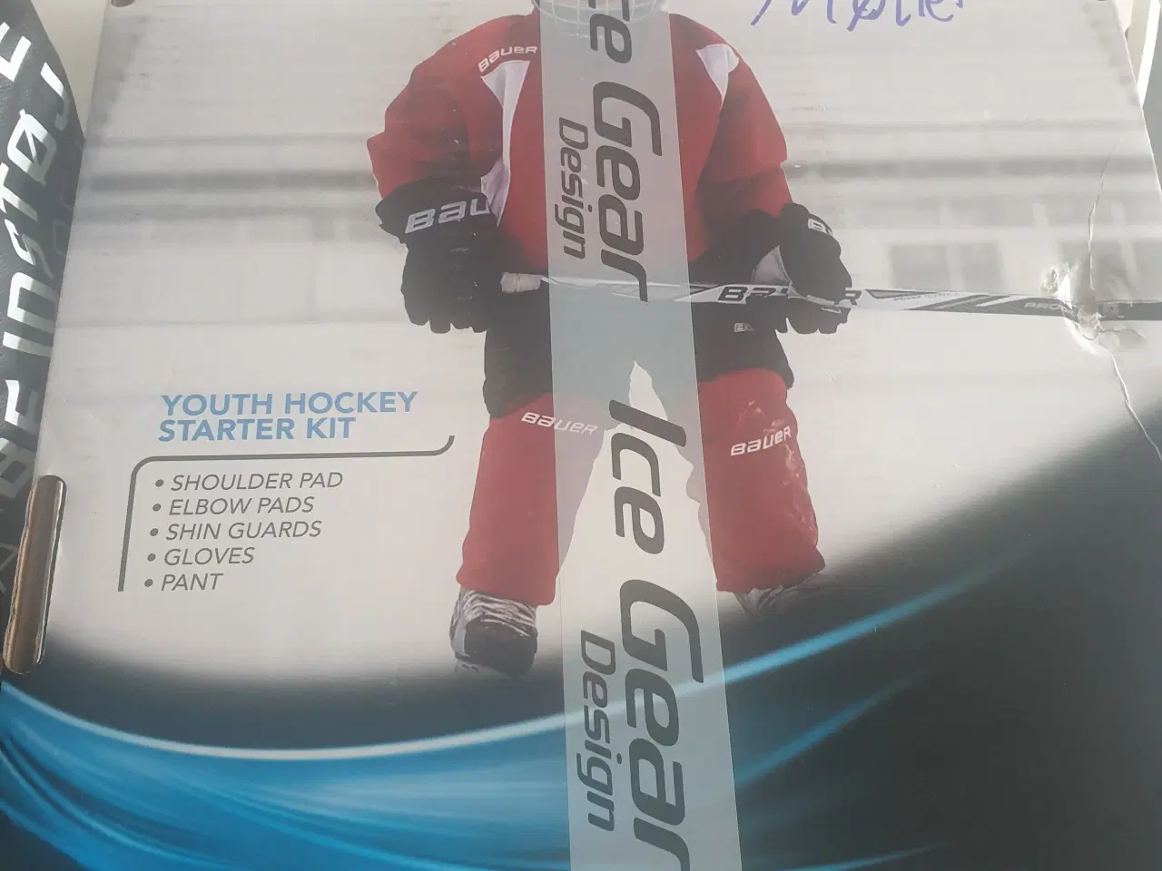 Billede 1 - Ishockey tøj str 3-5 år