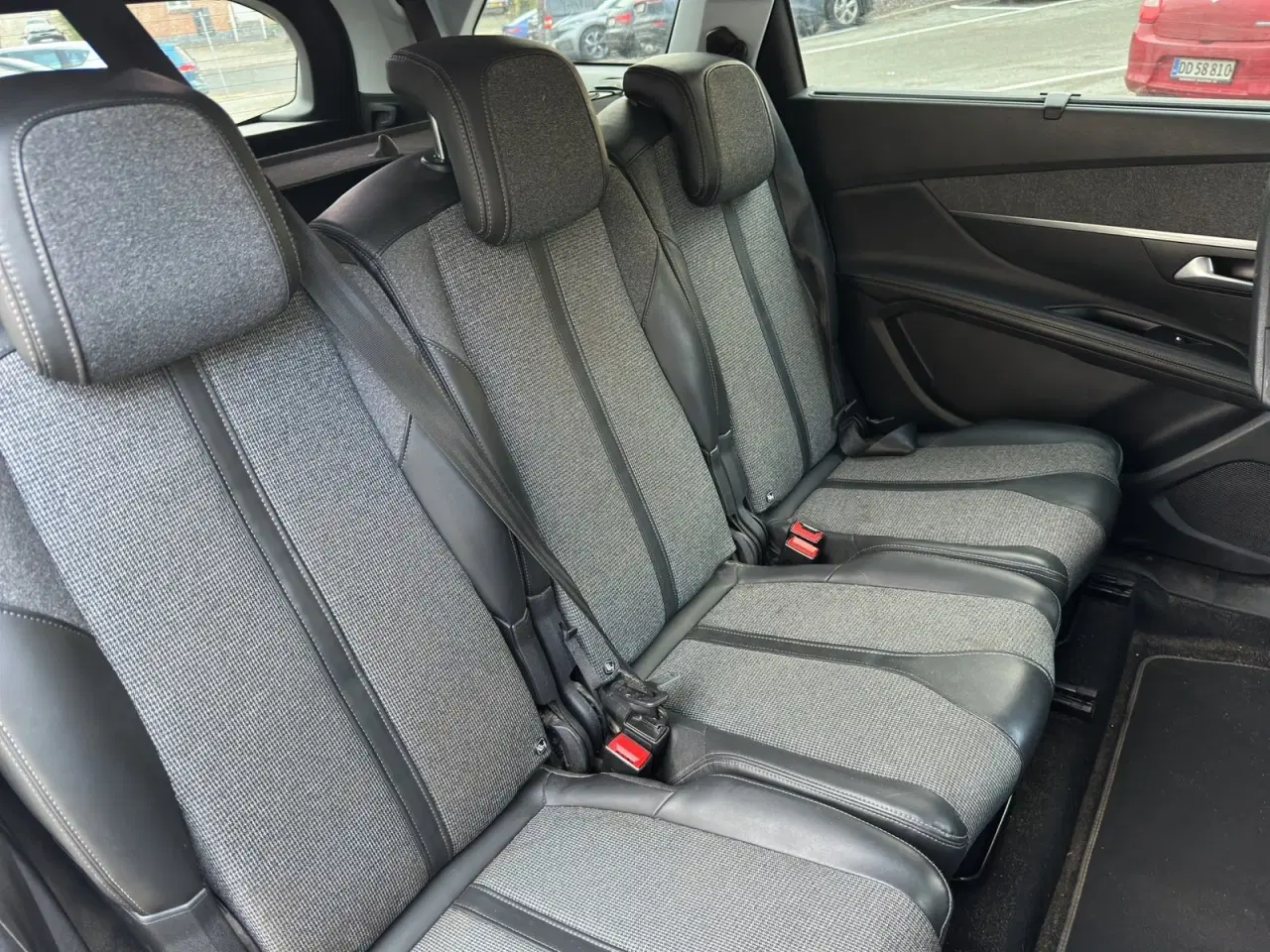 Billede 15 - Peugeot 5008 1,6 BlueHDi 120 Allure 7prs