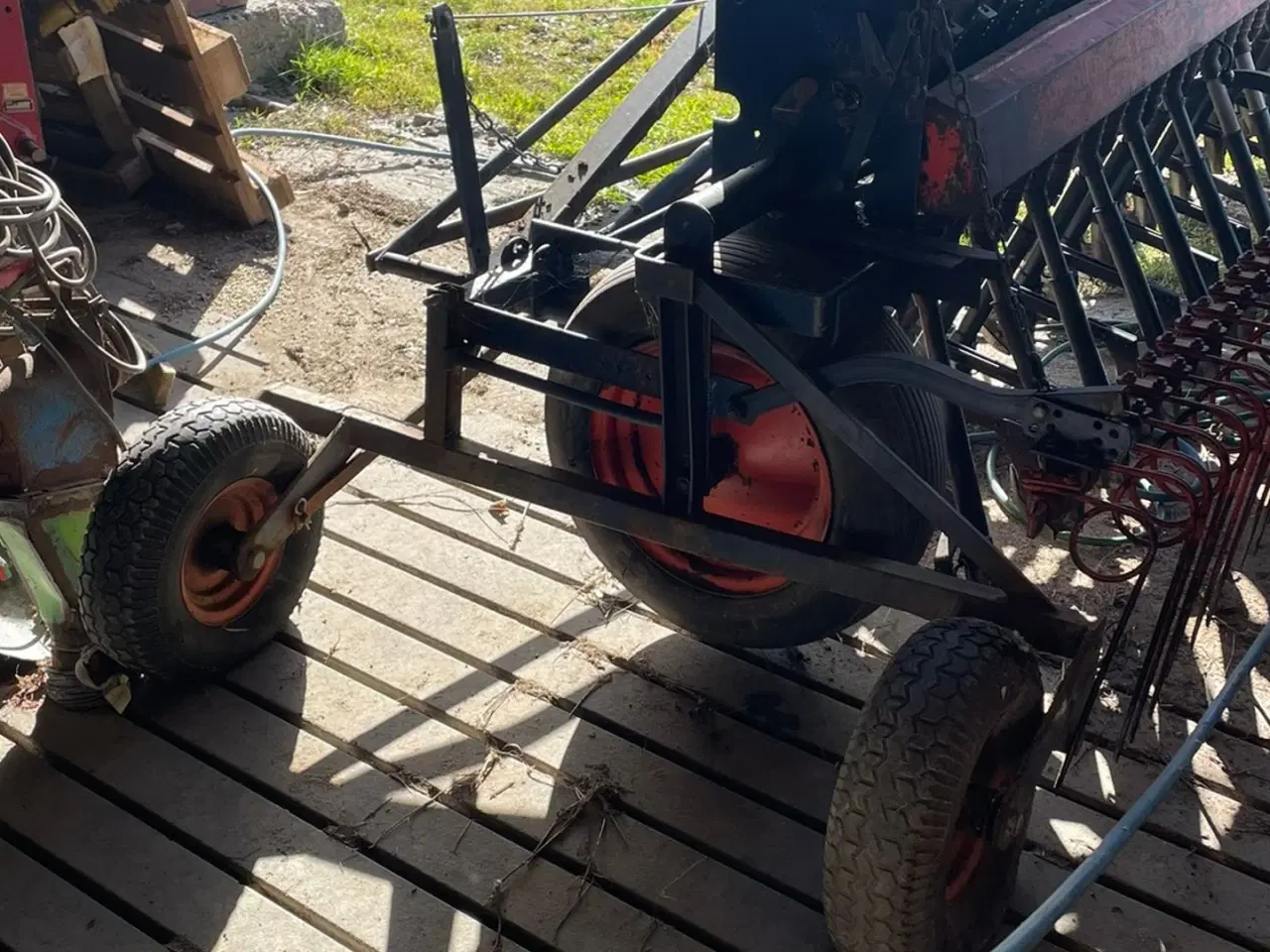 Billede 12 - Nordsten 6M SÅMASKINE MED EFTERHARVE, RAPSFINGRE, + DIV RESERVEDELE