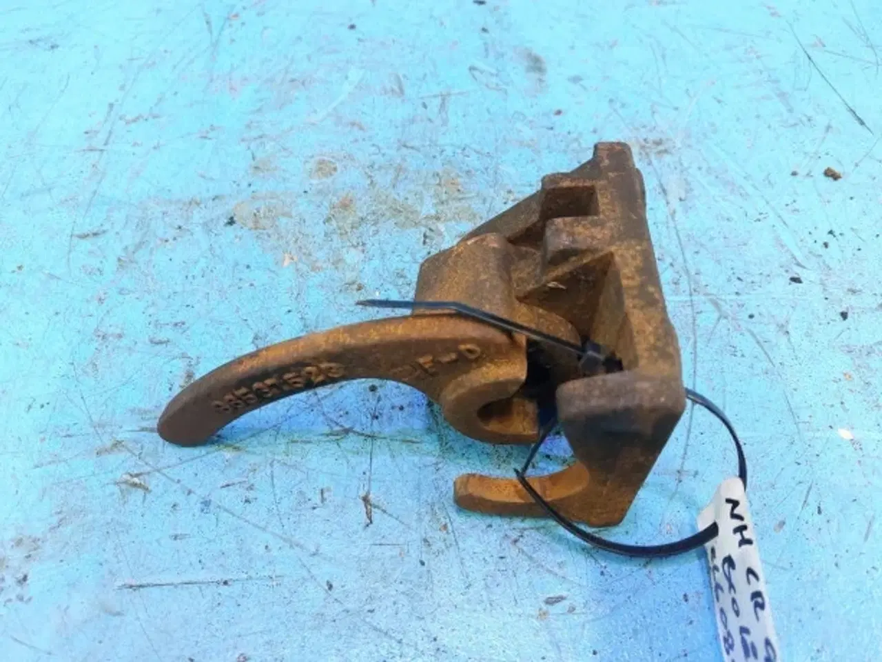 Billede 3 - New Holland CR9090 Brolås 86608072