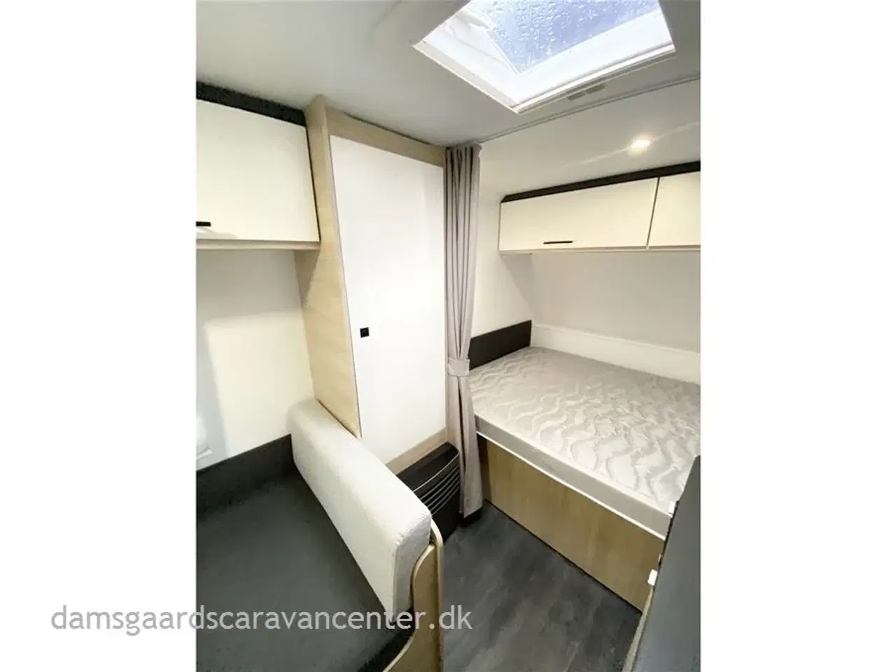 Billede 15 - 2022 - Caravelair ALBA 390 DK EDTION   Dobbeltseng-Lille let rejsevogn