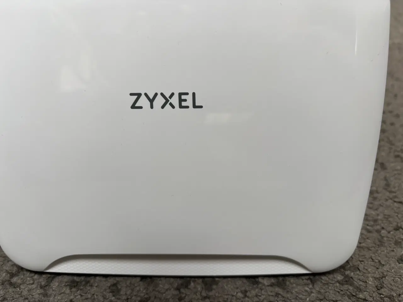 Billede 2 - Simkort router Zyxel LTE3316-M604 Trådløs router