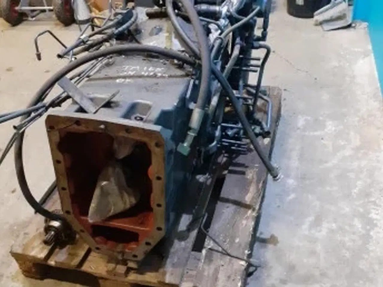 Billede 14 - New Holland TM 165 Bagtøj