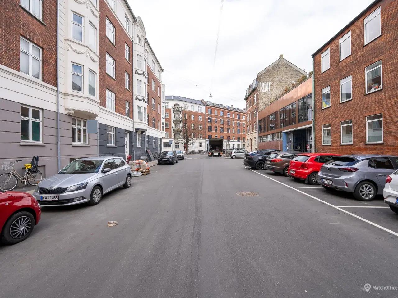 Billede 10 - SÆLGES: Regulær erhvervsandel i kælder – ideel til lager. pluklager eller hobby på Esromgade