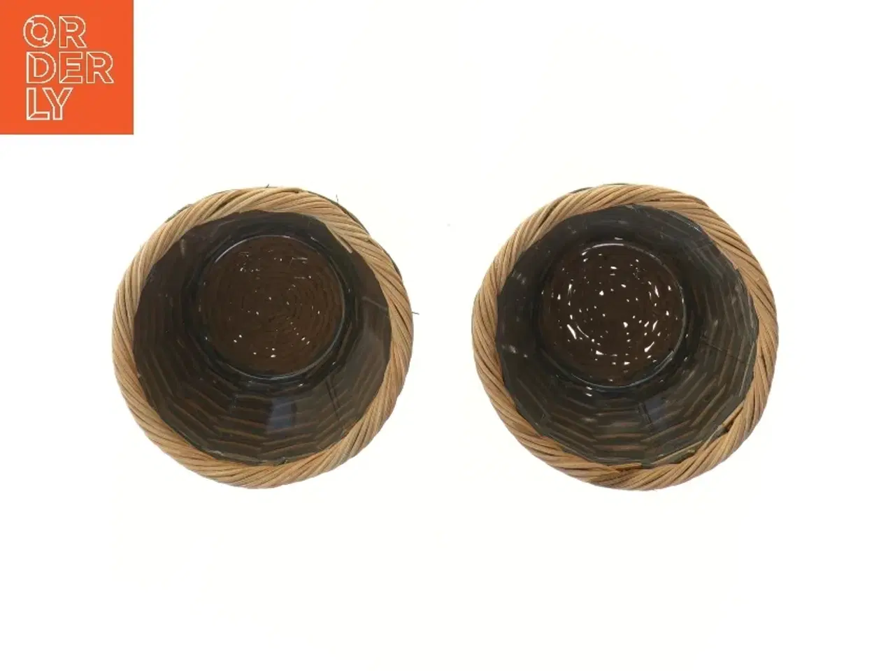 Billede 3 - To flettede kurve (str. 2 stk Ø 14 cm længde 12 cm)