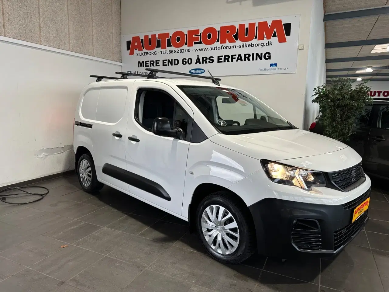 Billede 1 - Peugeot Partner 1,5 BlueHDi 100 L1V1 Plus Van