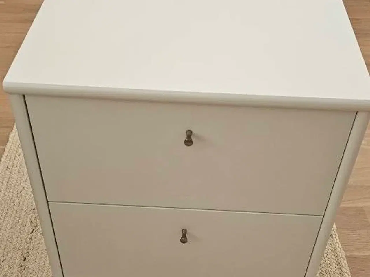 Billede 2 - Mistral natbord