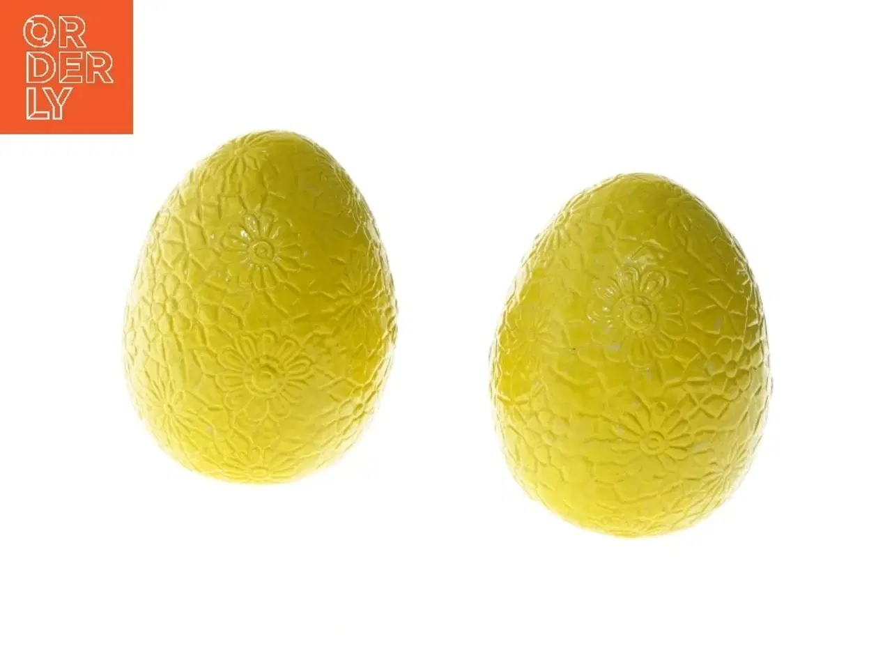 Billede 1 - Gule keramiske æg med blomsterdesign, 2 stk (str. 2 stk 9,5 cm)