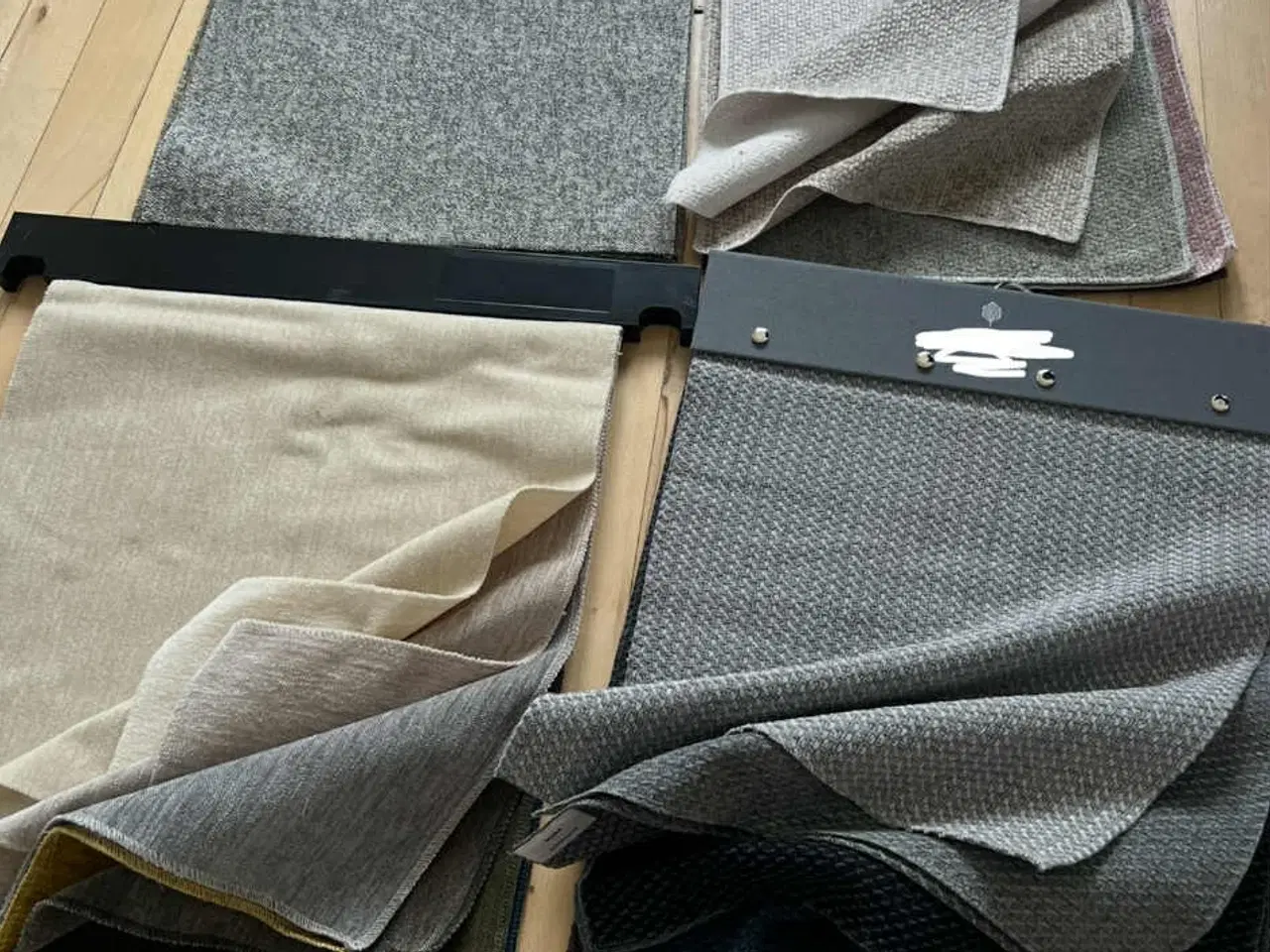 Billede 10 - Parti stof og læder