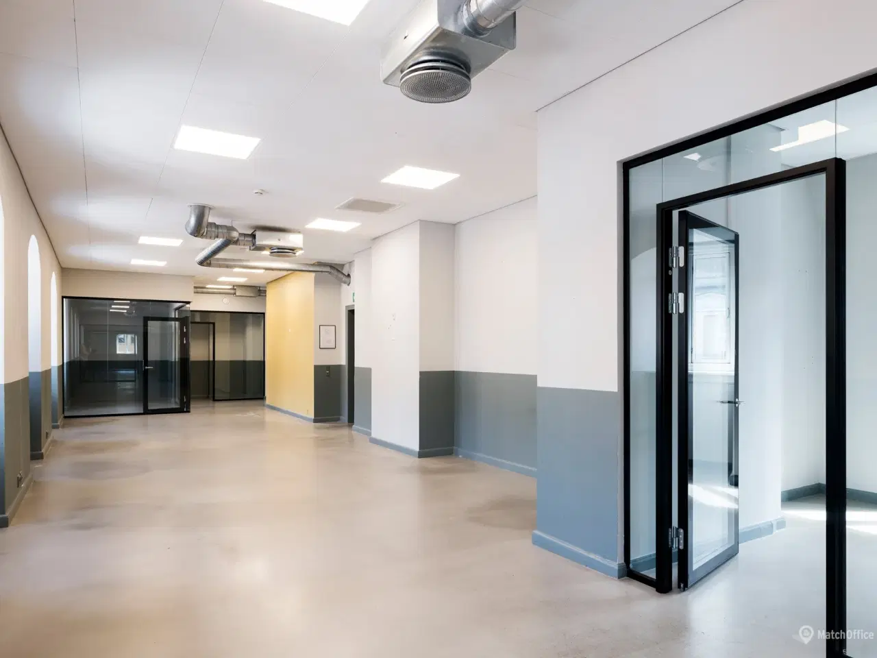 Billede 9 - Charmerende kontor med industriel vibe