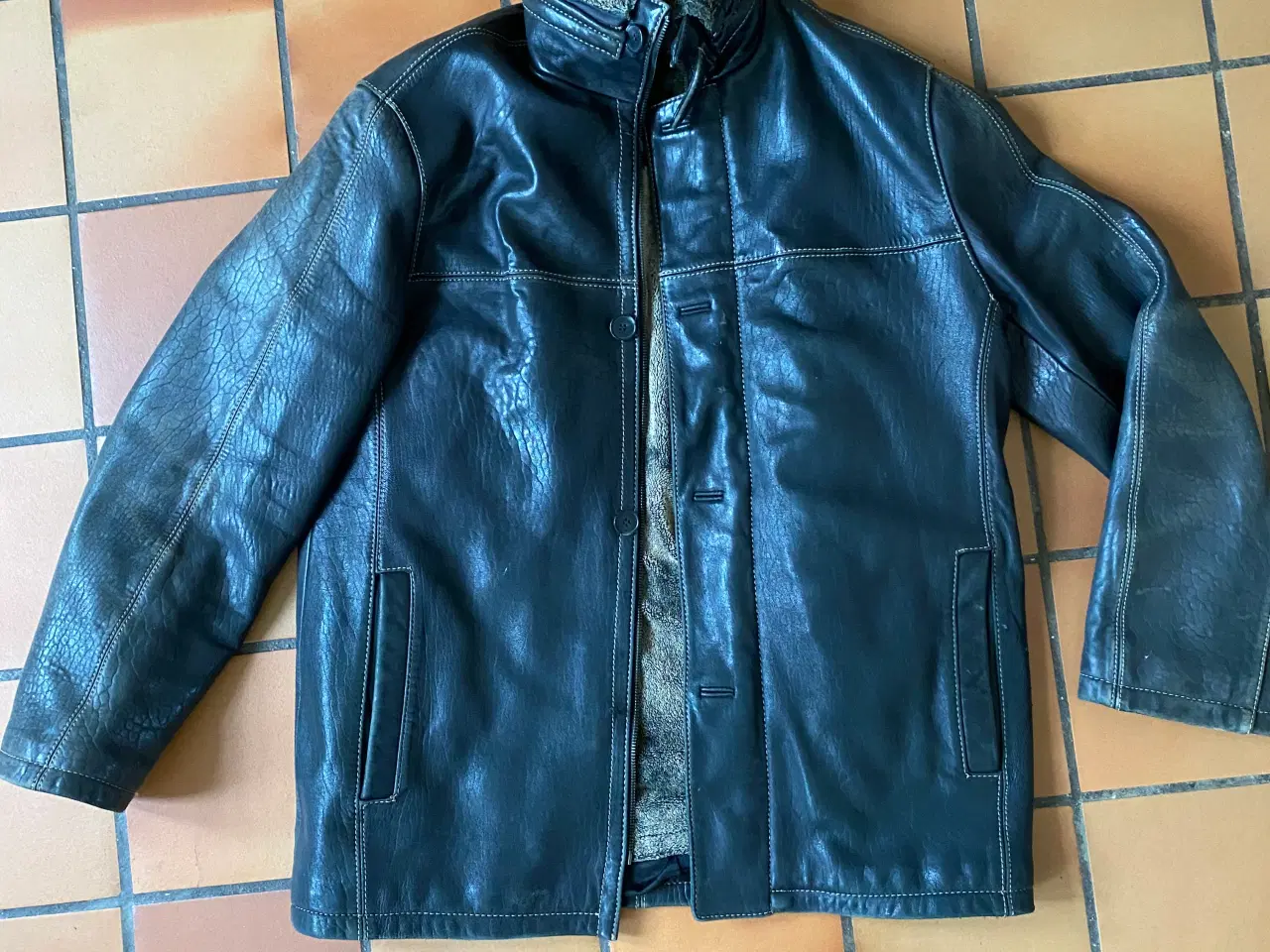 Billede 1 - Skindjakke