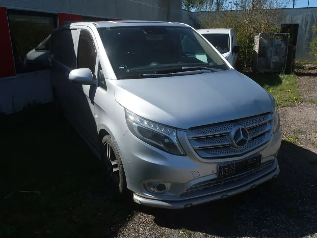 Billede 2 - Varebil MERCEDES-BENZ VITO KASSEBIL 119 LANG AUT.
