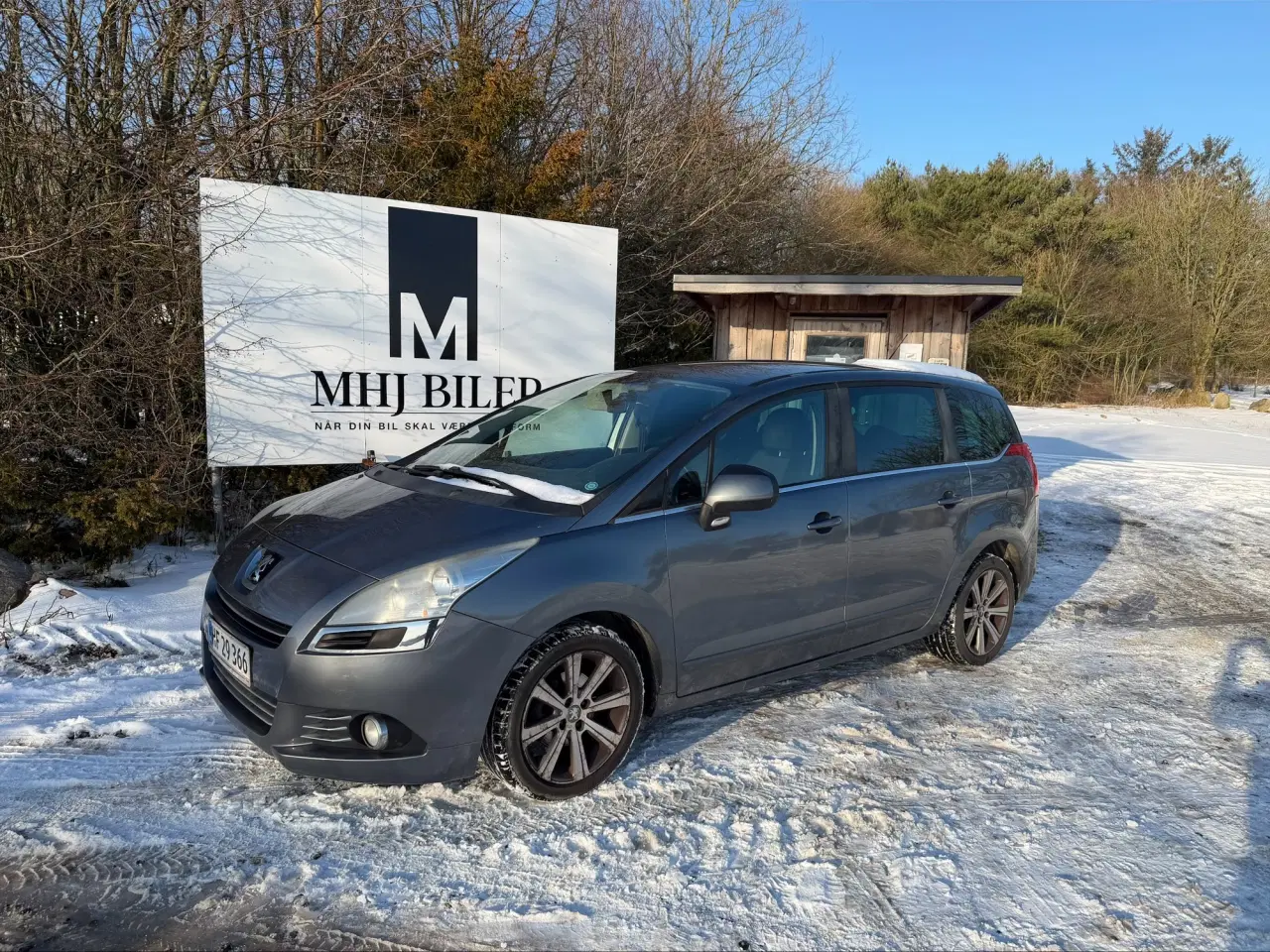 Billede 1 - pæn og økonomisk peguet 5008