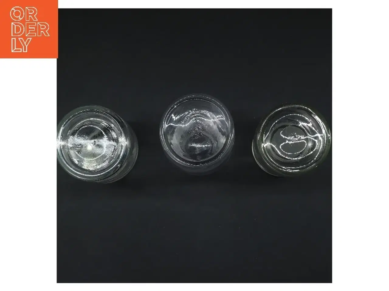 Billede 3 - Sæt med tre glasflasker (str. 14 & 13 & 14,5 cm)