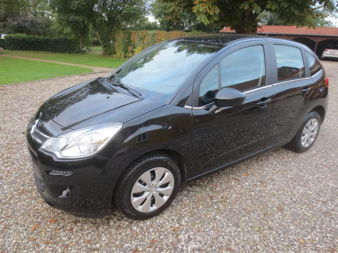Billede 1 - Citroen C 3 1.2 i 82 Hk År 2016. Nysynet.