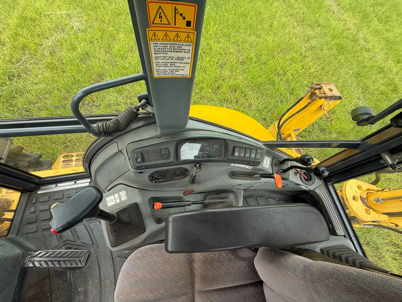 Billede 8 - New Holland 115lb 