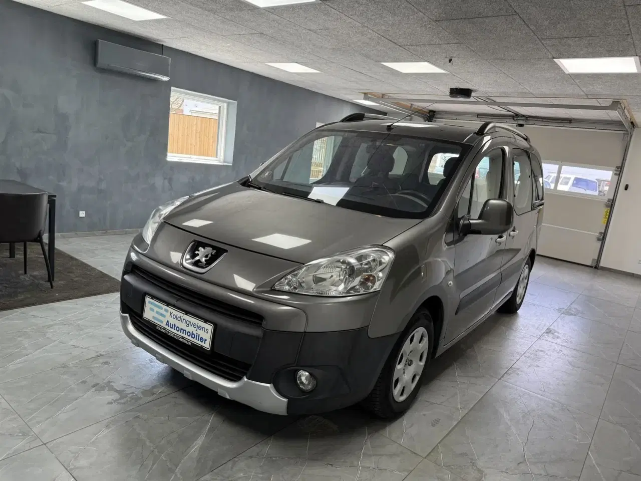 Billede 2 - Peugeot Partner 1,6 HDI Tepee Comfort Plus 75HK