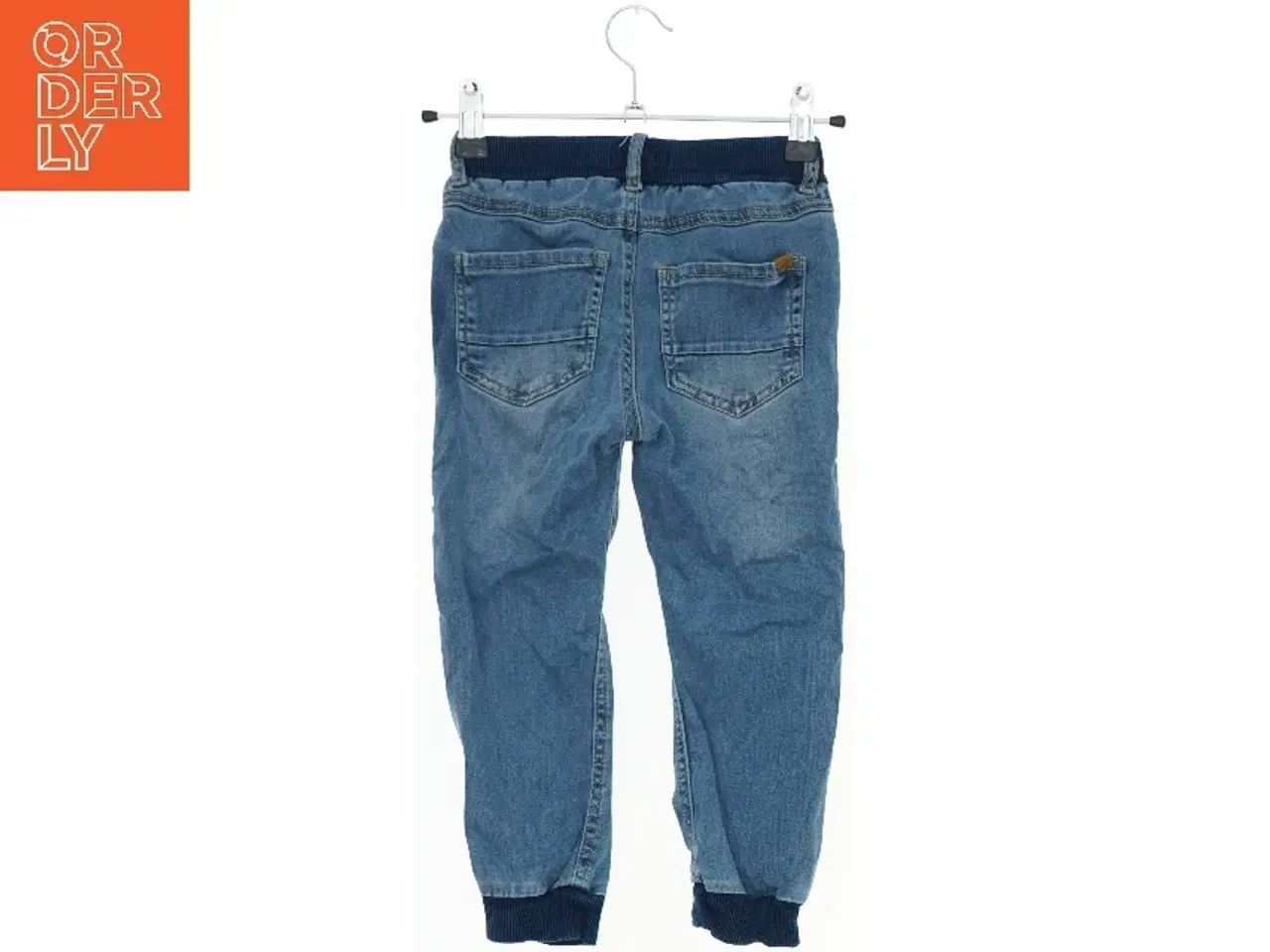 Billede 2 - Denimbukser med elastisk talje og ribkant fra Name It (str. 98)