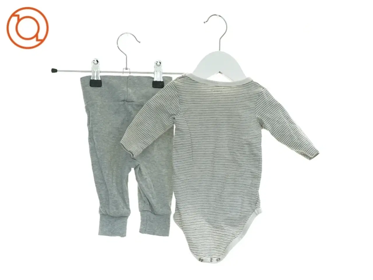 Billede 2 - Sæt (str. 56 cm)