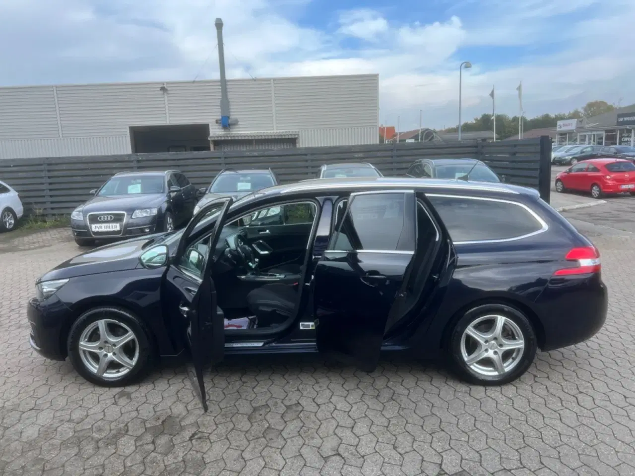 Billede 15 - Peugeot 308 1,5 BlueHDi 130 Selection Sky SW