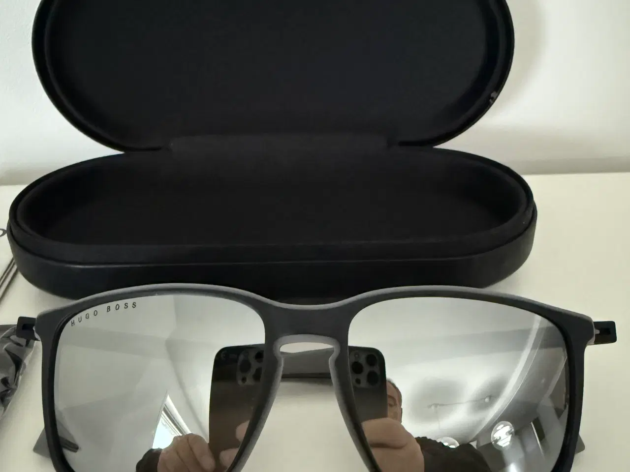 Billede 3 - Nye sort/grå Hugo Boss solbriller