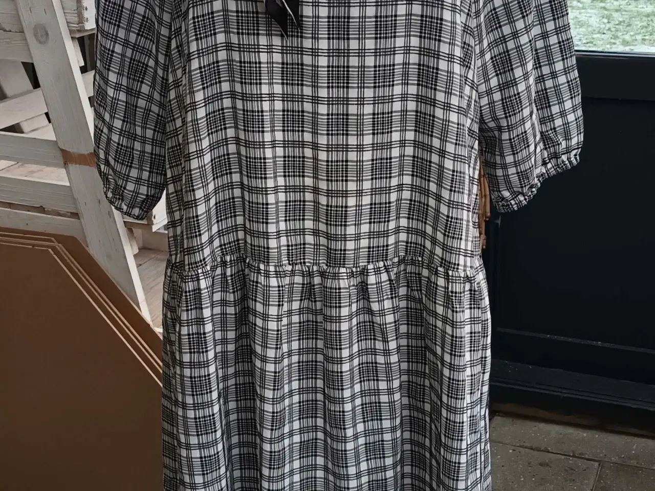 Billede 1 - Gine på fod