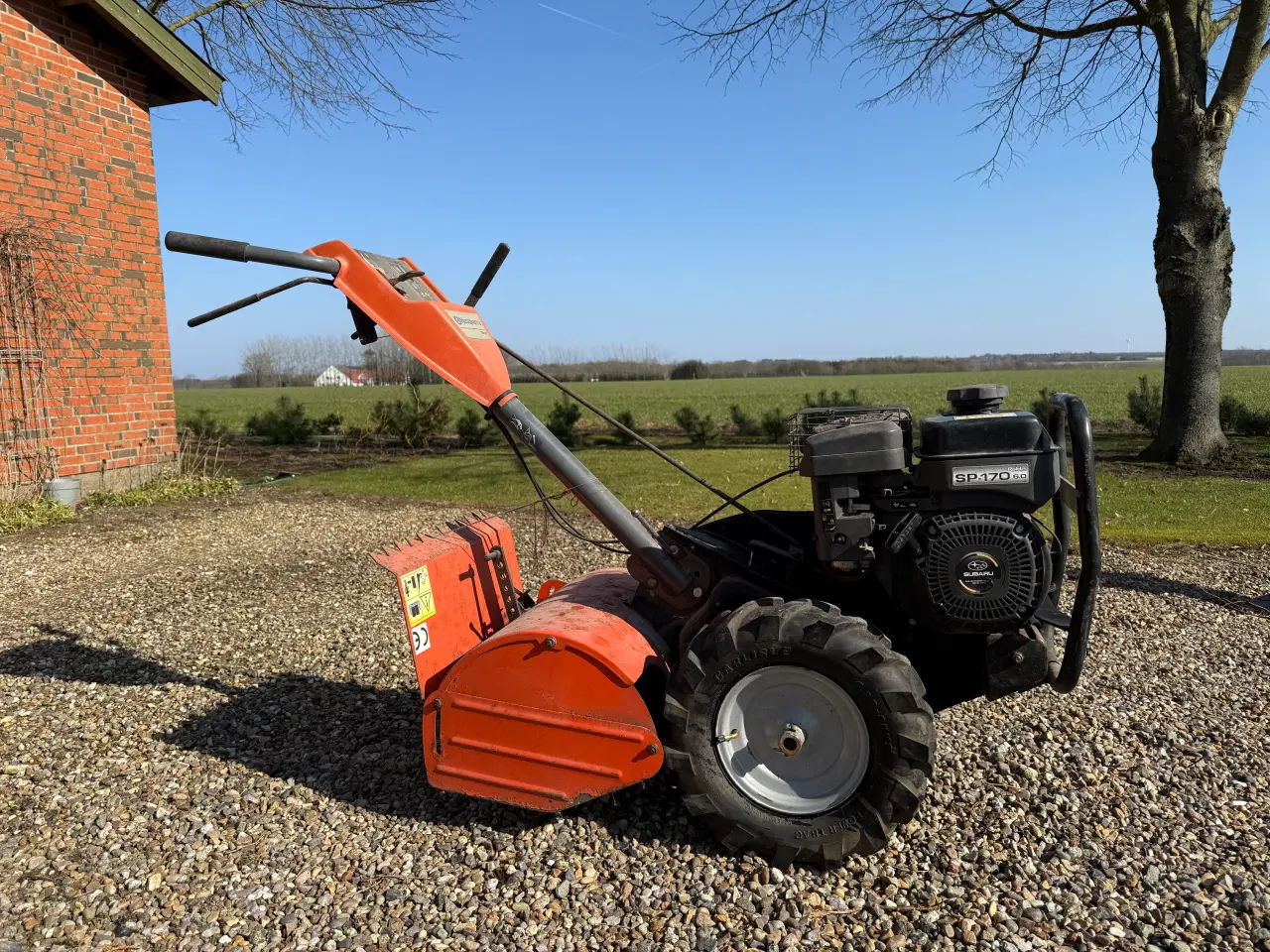 Billede 1 - Husqvarna TR430 efterhængt fræser 6hk Subaru motor