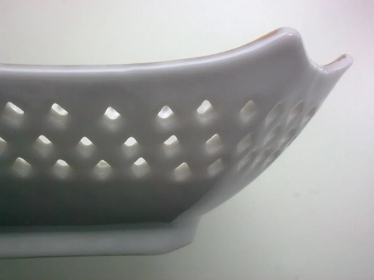 Billede 5 - ROSE kunst porcelæn udstukket kant el modelleret