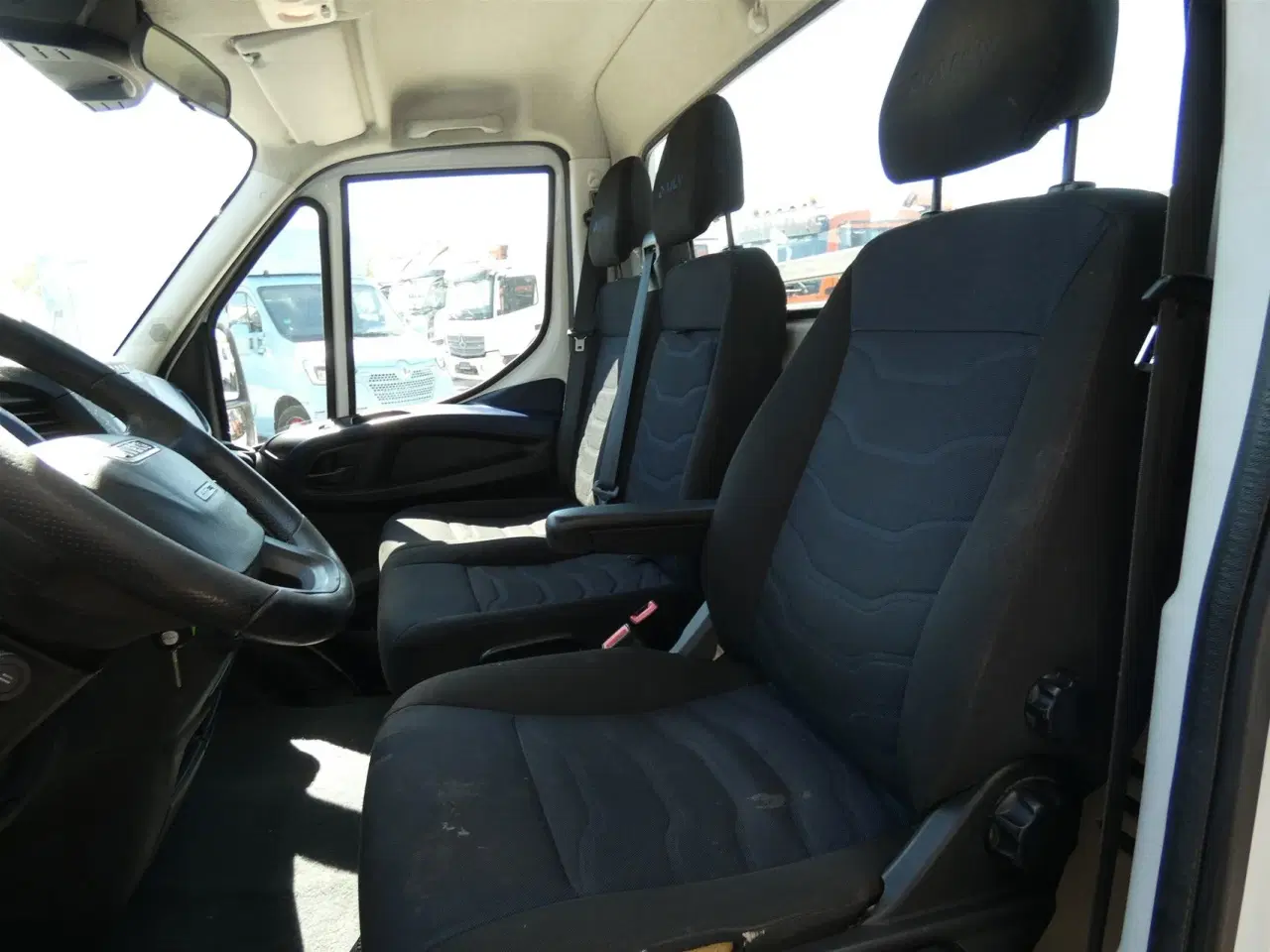 Billede 8 - Iveco Daily 35S16 4100mm 2,3 D 156HK Ladv./Chas. 8g Aut.