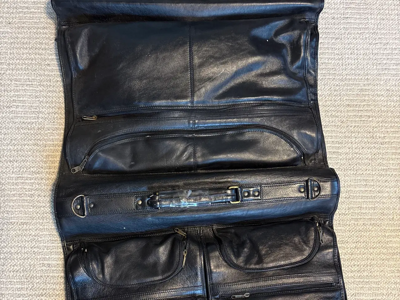 Billede 2 - Rejsetaske sælges
