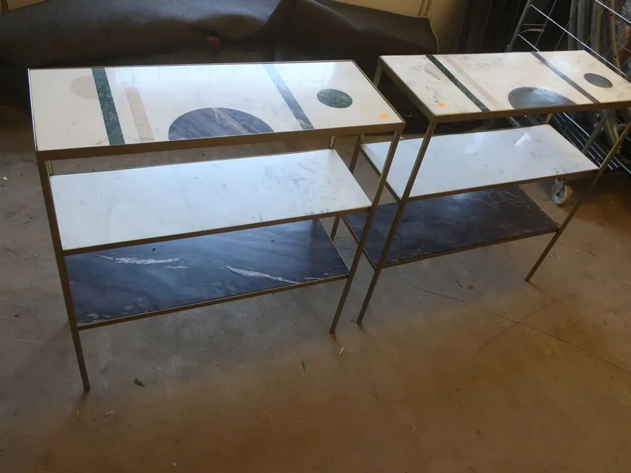 Billede 4 - Lille Bord + Reol i Sten
