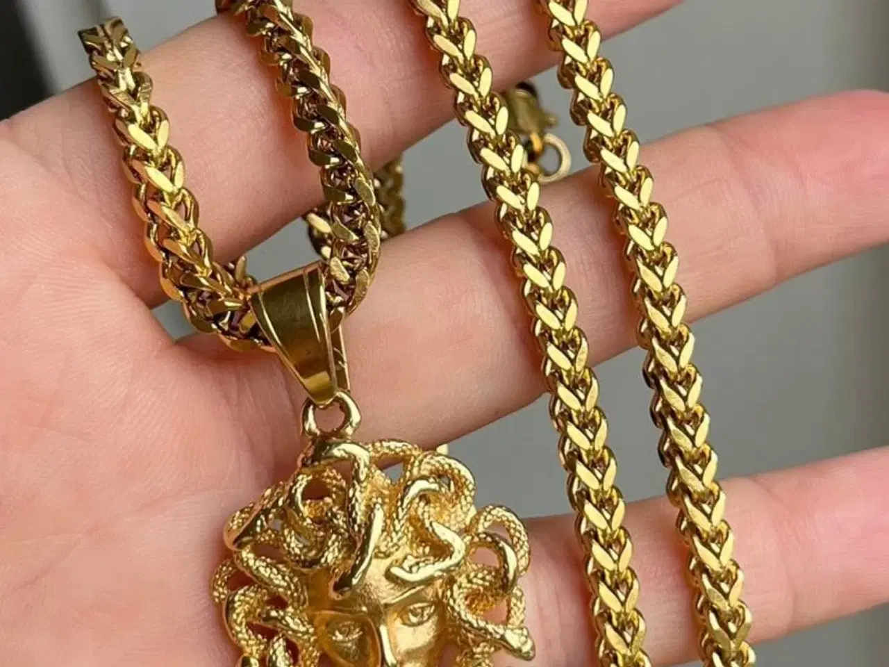 Billede 1 - 5mm goldfilled Franco kæde m. Medusa