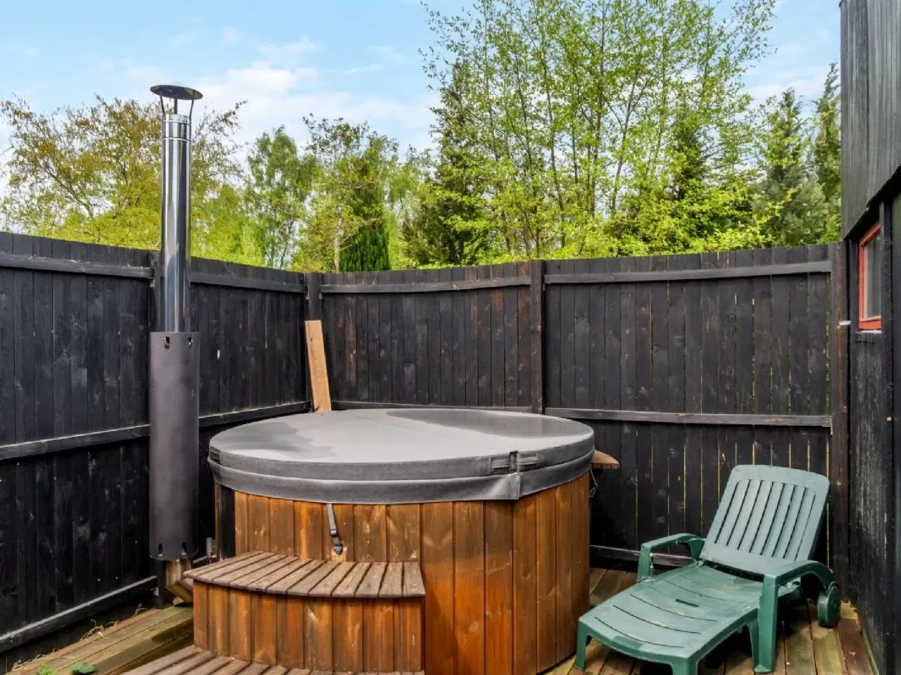 Billede 3 - Marielyst - Nyd roen i mormors sommerhus. Vildmarksbad