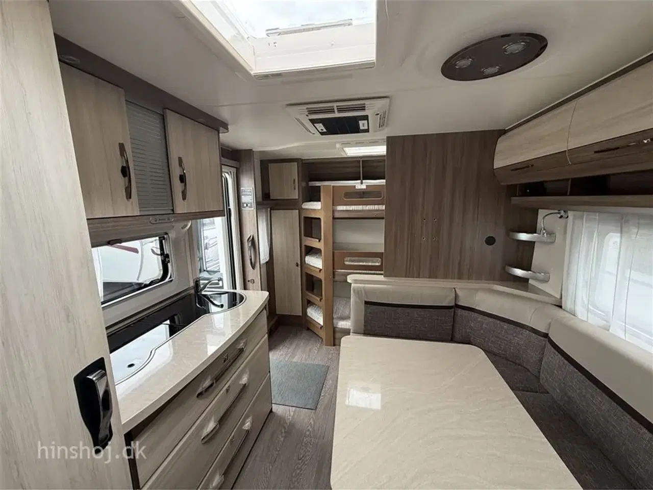 Billede 5 - 2017 - Hobby De Luxe 560 KMFe   Velholdt vogn med godt udstyr fra Hinshøj Caravan