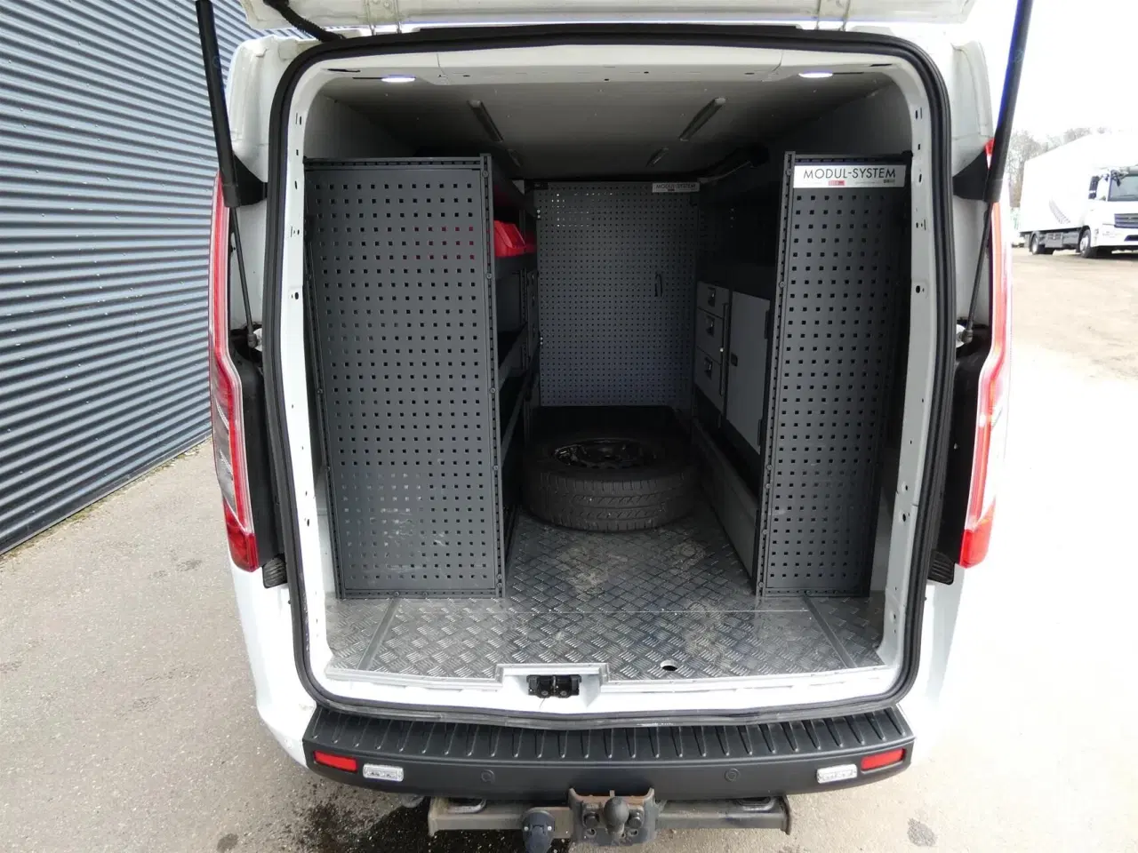 Billede 1 - Ford Transit Custom 300 L2H1 2,0 TDCi Trend 130HK Van 6g Aut.