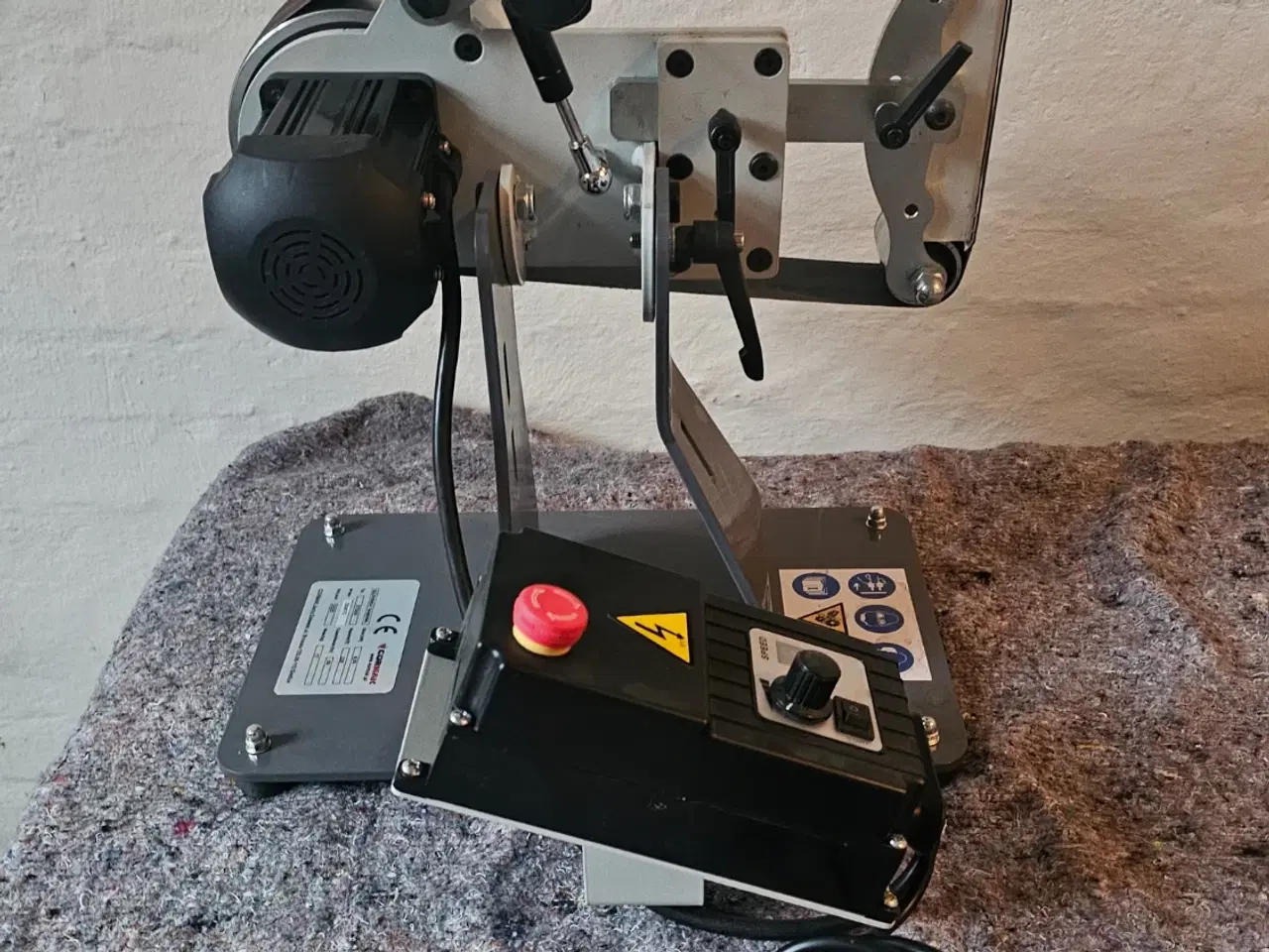 Billede 2 - Båndsliber 220 volt